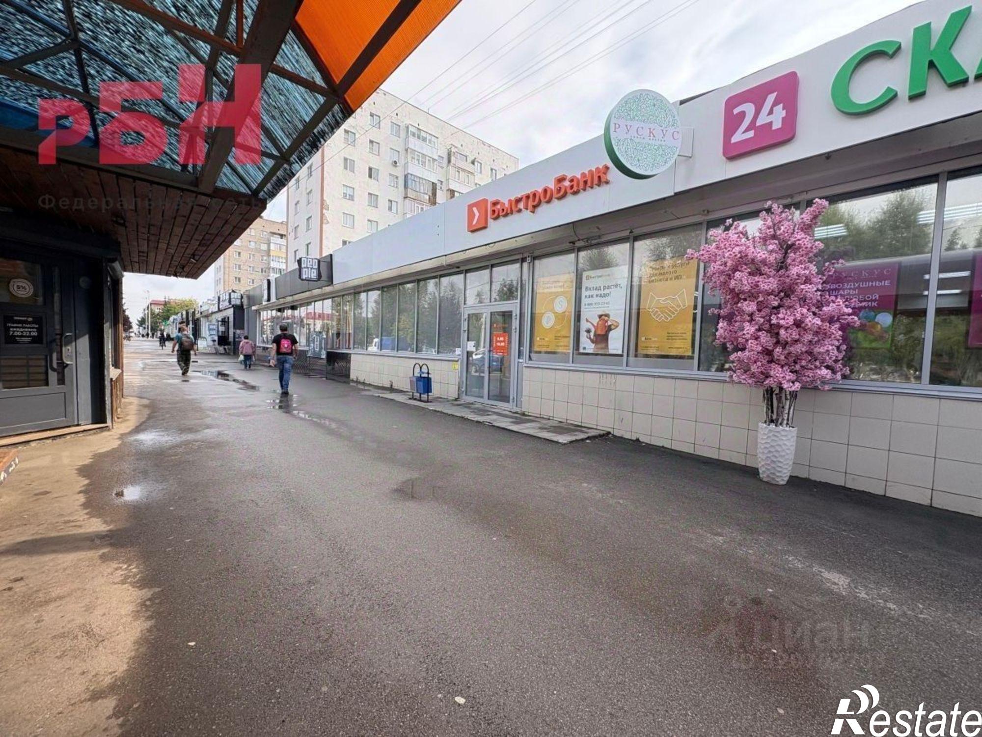 Сдать торговое помещение за 125 000 рублей на Комсомольский проспект, 40