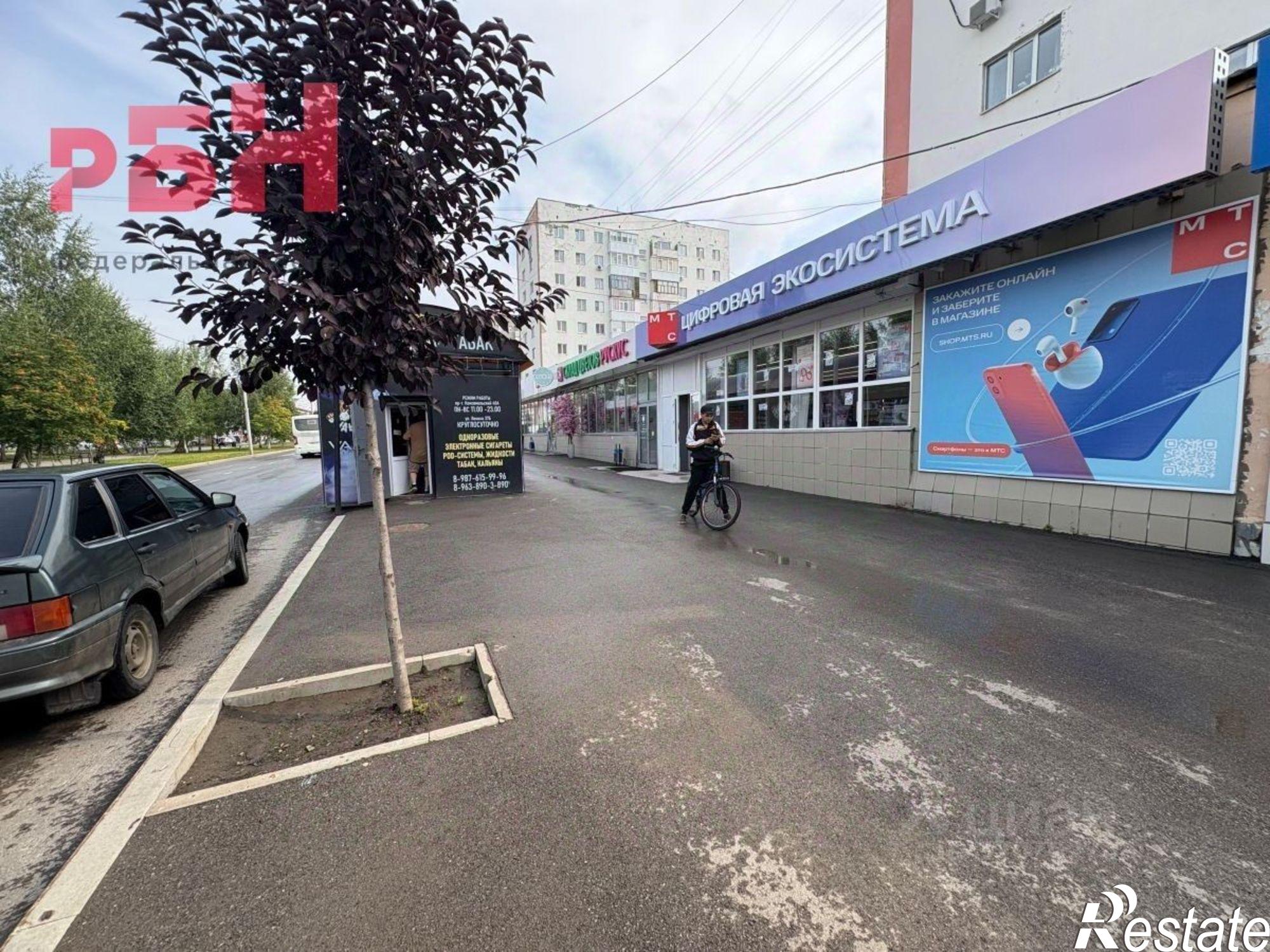 Сдать торговое помещение за 125 000 рублей на Комсомольский проспект, 40