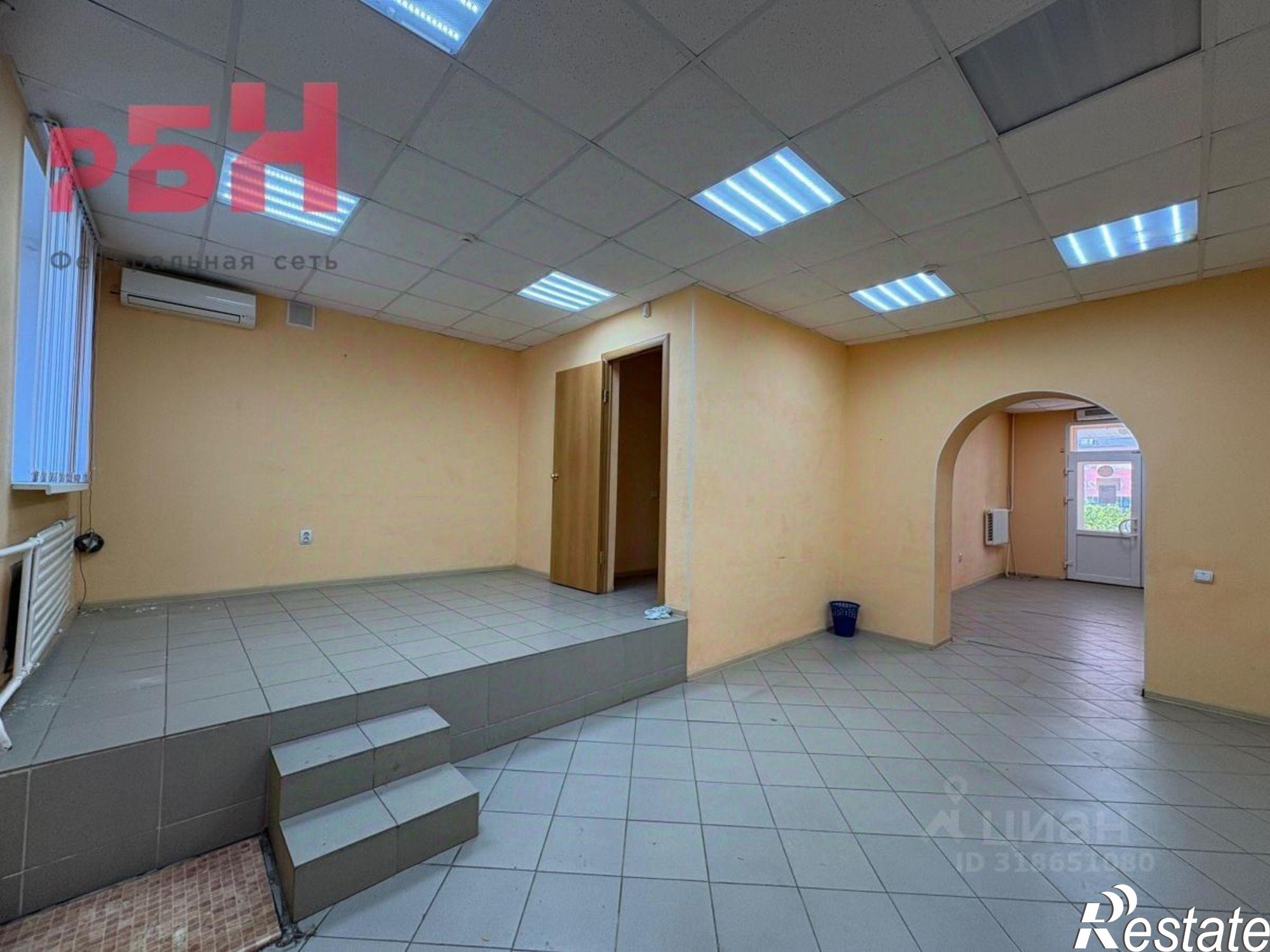 Сдать торговое помещение за 29 478 рублей на улица Победы, 3