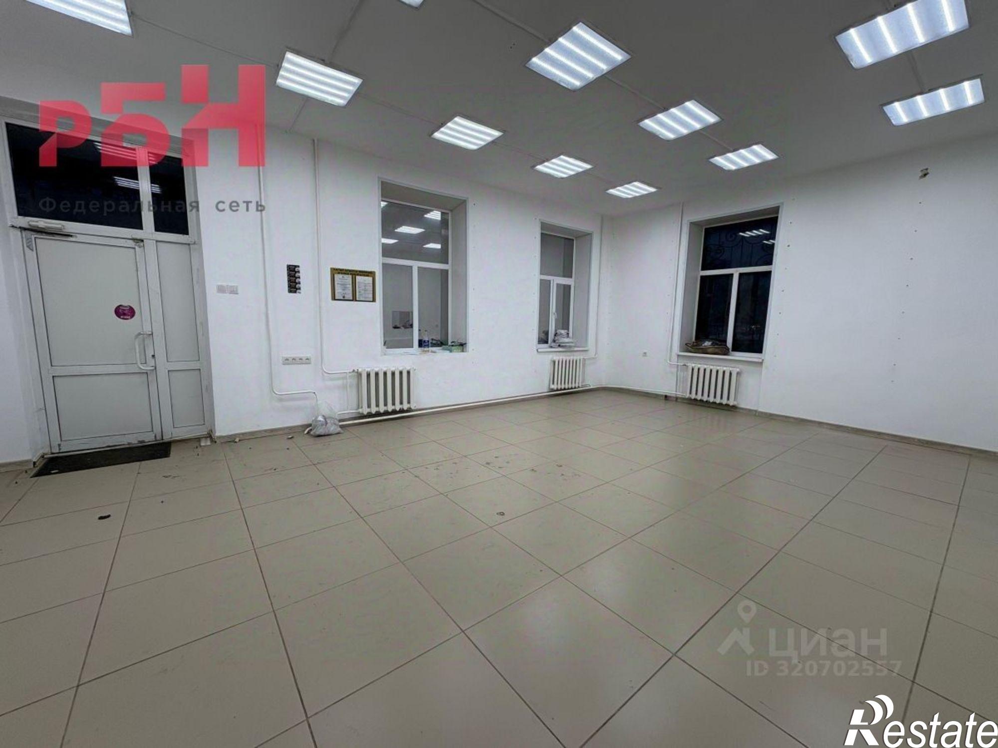 Купить помещение свободного назначения за 6 451 970 рублей на улица Ленина, 10