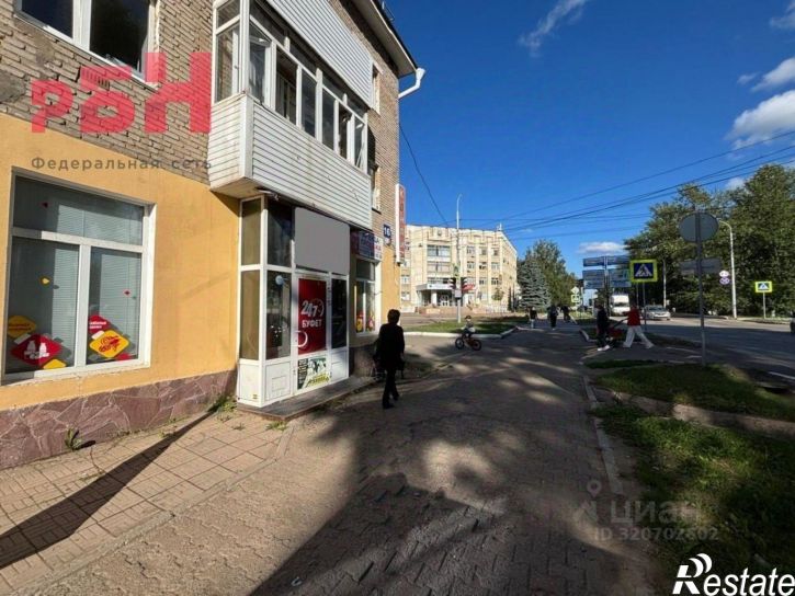 Помещение свободного назначения улица Нефтяников, 17,  д. 17