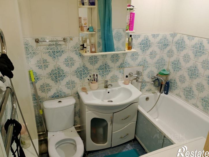 2-комн квартира улица Строителей, 93,  д. 93