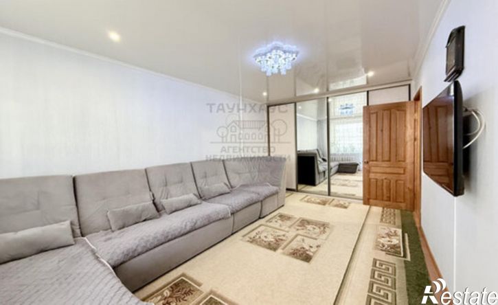 4-комн квартира улица Нефтяников, 14,  д. 14