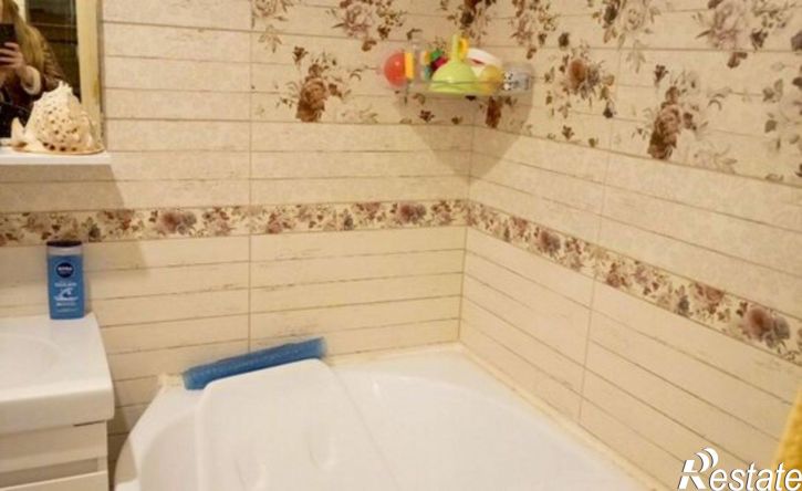 2-комн квартира улица Карцева, 33В,  д. 33В