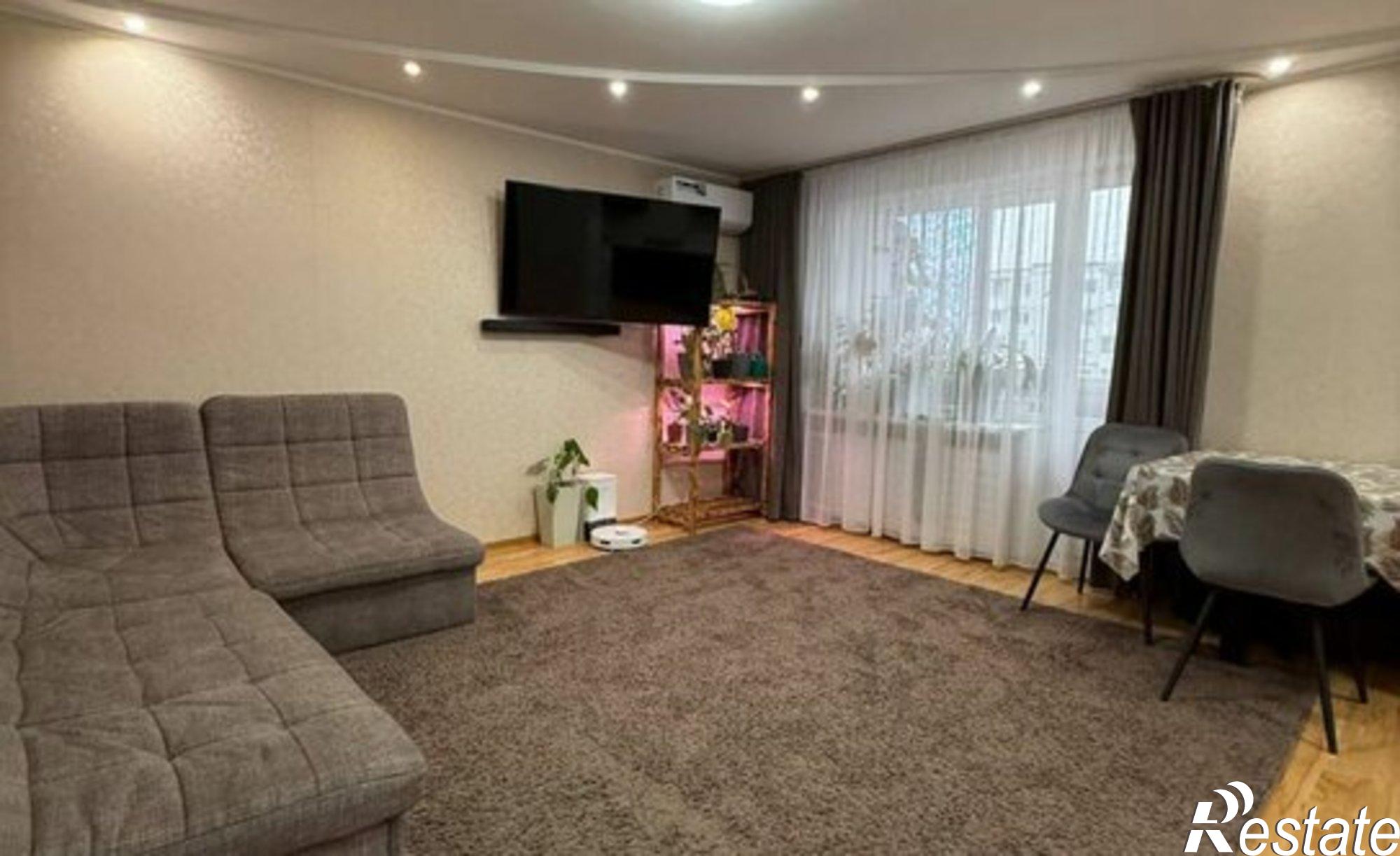 Купить квартиру за 5 800 000 рублей на Комсомольский проспект, 52