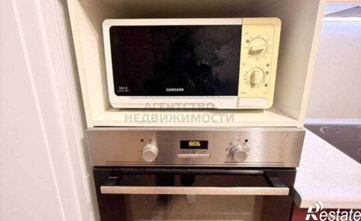 3-комн квартира улица Декабристов, 11,  д. 11