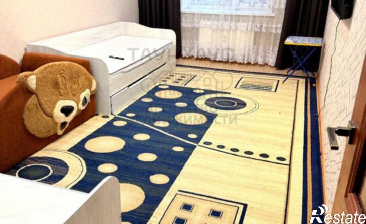 3-комн квартира улица Декабристов, 11,  д. 11