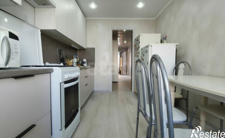 4-комн квартира улица Карла Маркса, 4Б,  д. 4Б