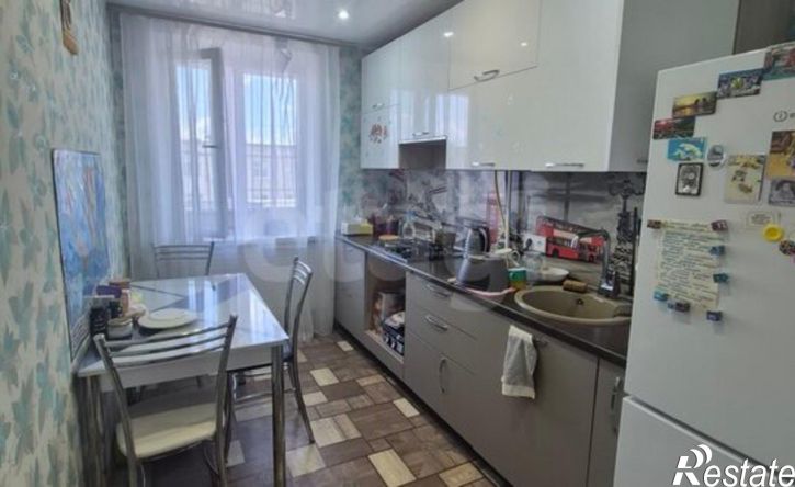2-комн квартира улица Нефтяников, 32Б,  д. 32Б