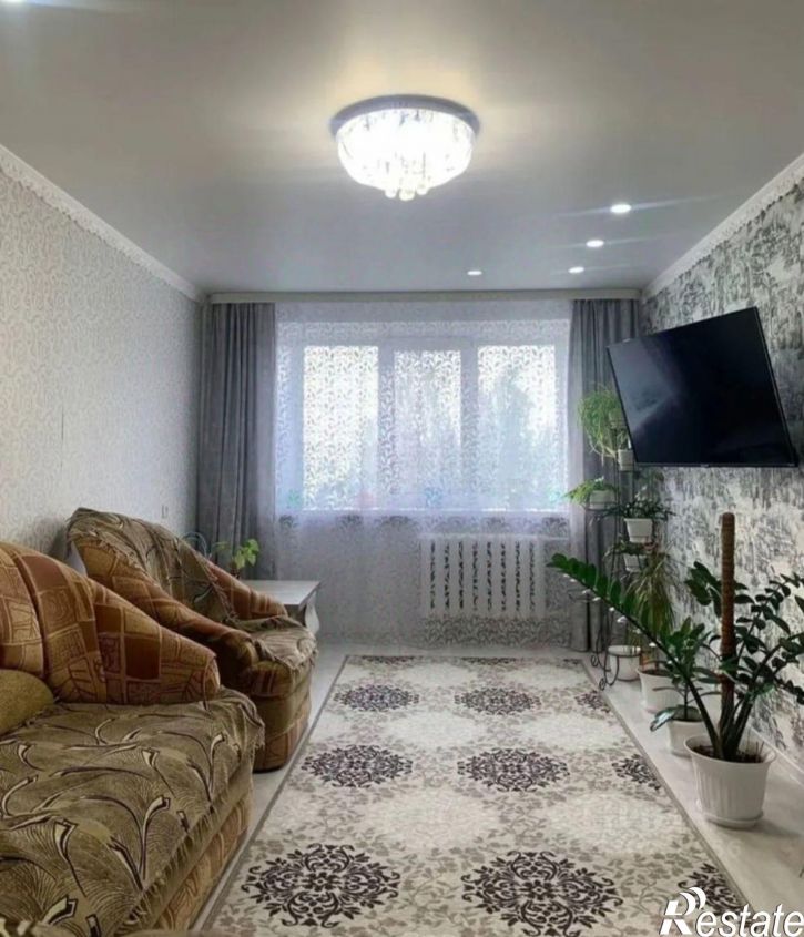 3-комн квартира Юбилейный проспект, 8,  д. 8