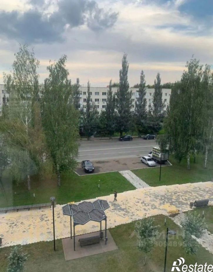 3-комн квартира Юбилейный проспект, 8,  д. 8