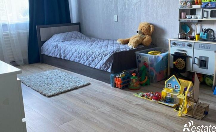4-комн квартира ул Строителей, 71Б,  д. 71Б