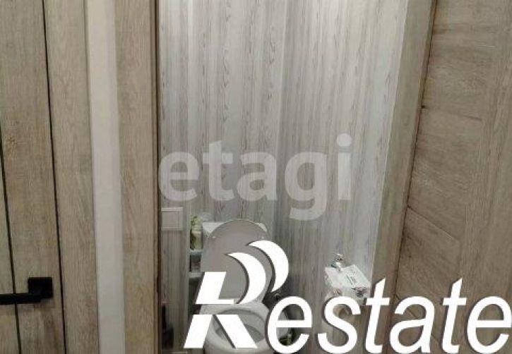 4-комн квартира улица Строителей, 61,  д. 61