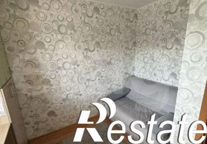 4-комн квартира улица Строителей, 81Б,  д. 81Б