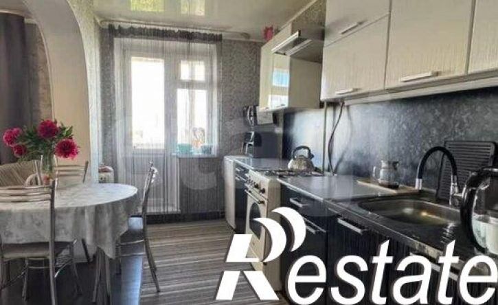 3-комн квартира Социалистическая улица, 64,  д. 64