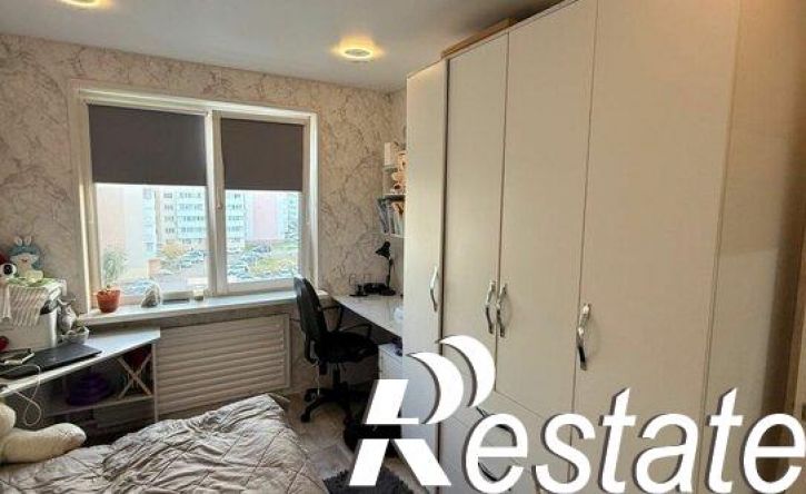 2-комн квартира улица Дзержинского, 20,  д. 20